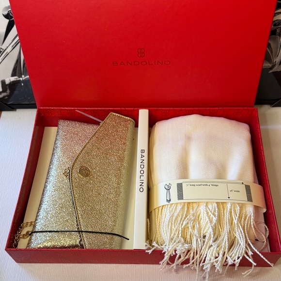 Bandolino Glittering Gold Crossbody/ Clutch and Soft Knit Scarf Box Set - Picture 7 of 11